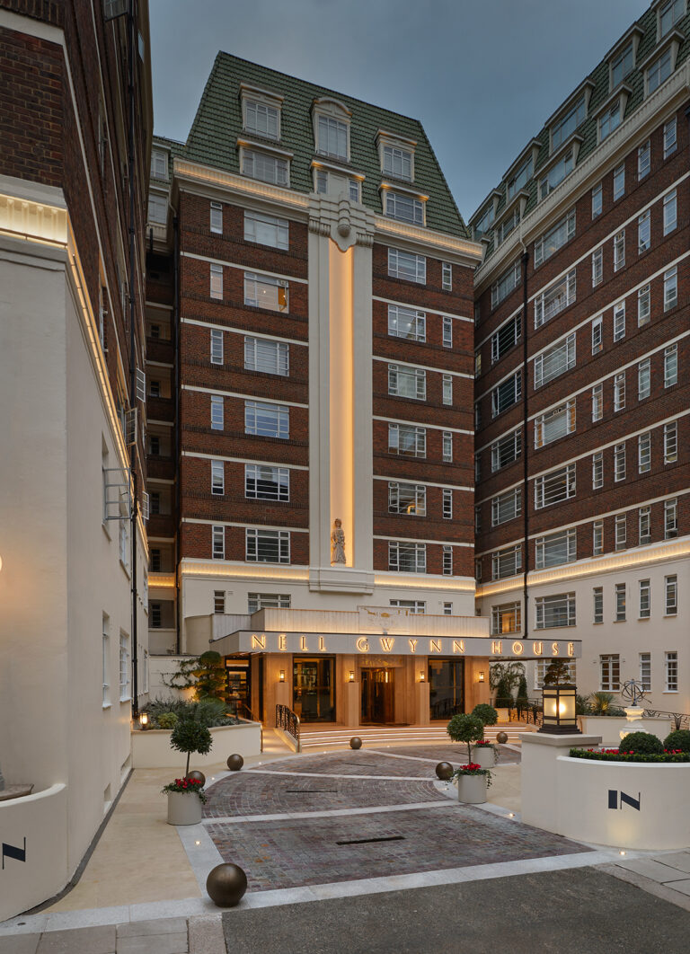 Interiors Nell Gwynn 9